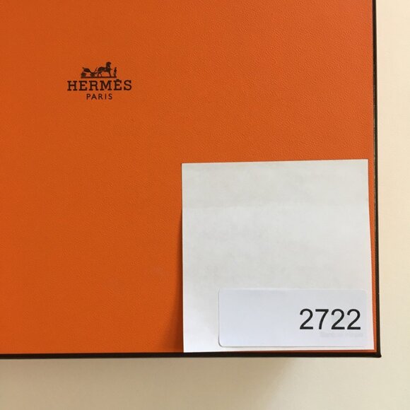 Hermes Square Gift Box with Fabric Cushion Tissue Paper Accessory Gift Box - Picture 14 of 14